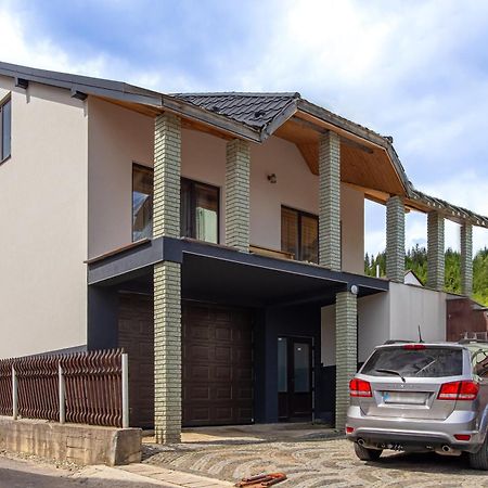 Hotel Zeleniy Bir Bukoveľ Exteriér fotografie