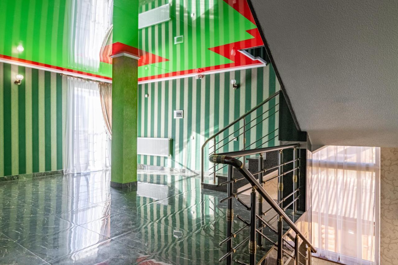 Hotel Zeleniy Bir Bukoveľ Exteriér fotografie