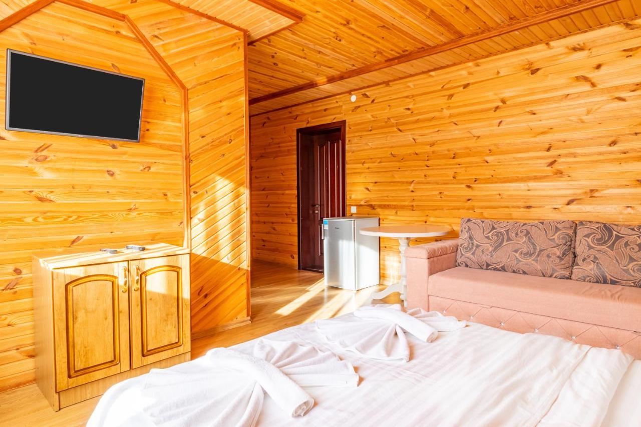 Hotel Zeleniy Bir Bukoveľ Exteriér fotografie