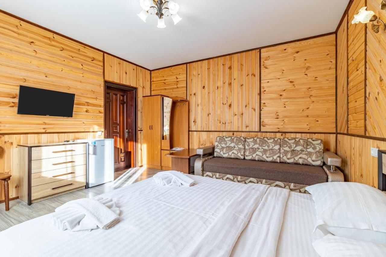 Hotel Zeleniy Bir Bukoveľ Exteriér fotografie