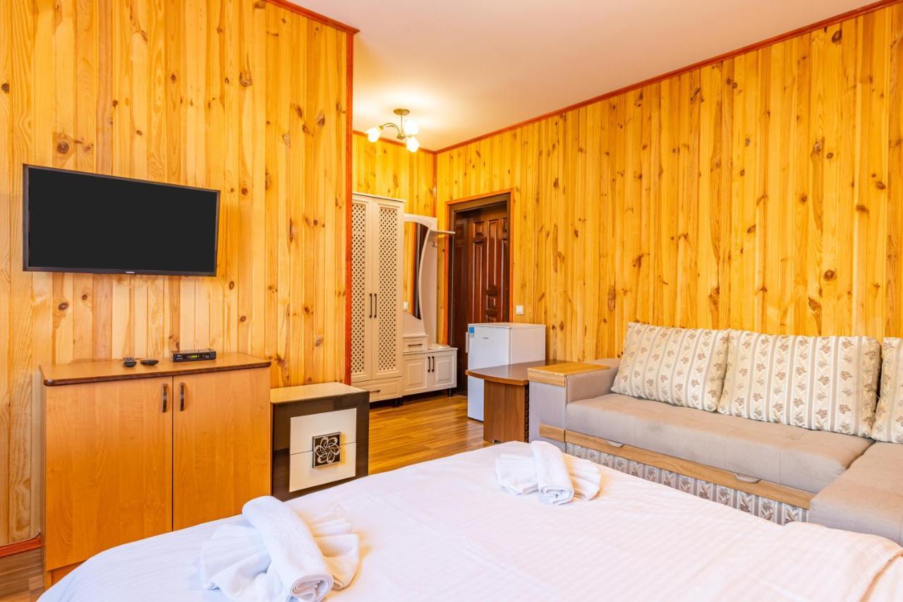 Hotel Zeleniy Bir Bukoveľ Exteriér fotografie
